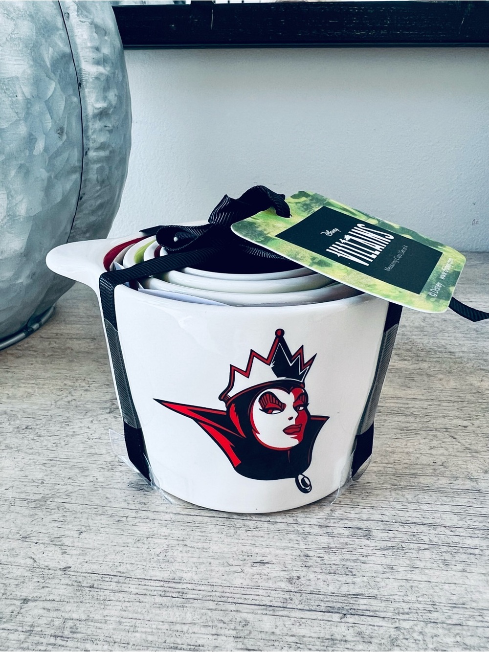 Rae Dunn x Disney Villians Measuring Cup Set set of 4 cups NWT